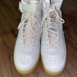Nike SF Air Force 1 Mid Vast Grey